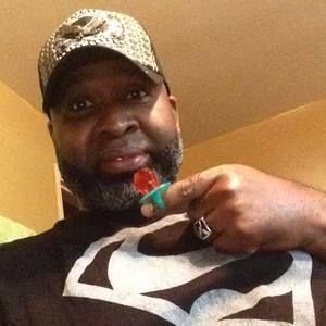 Meet your Posher, Derrick